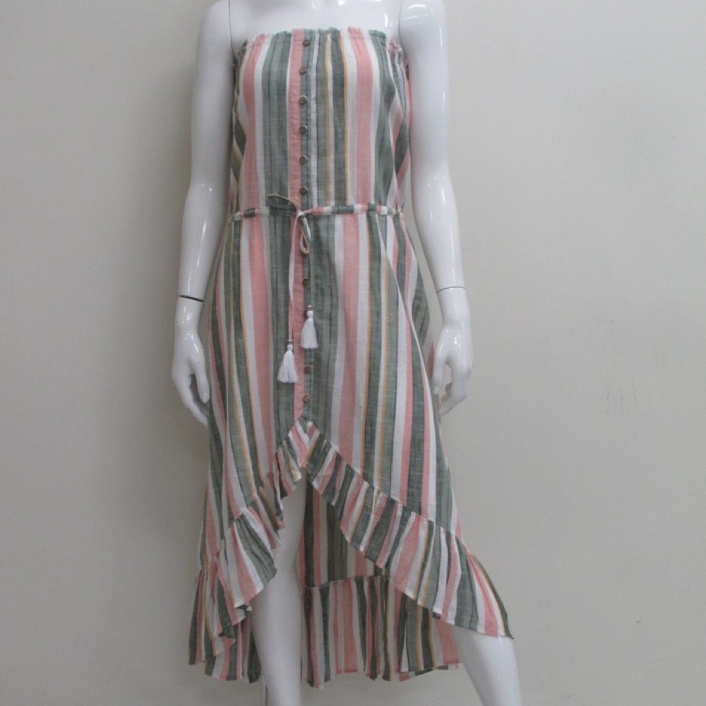 Off shoulder dress!
